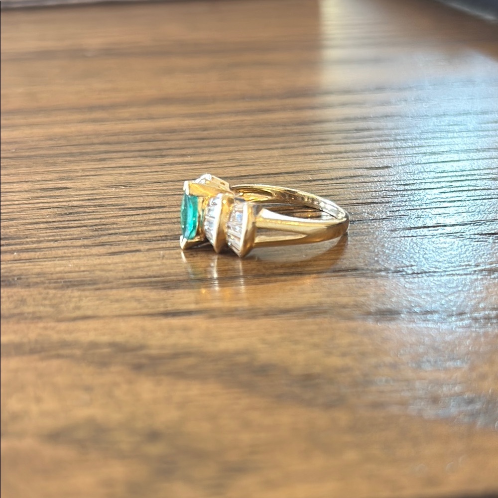 14k Gold Ring with Marquise Green Emerald and Baguette Accents - Picture 3 of 4